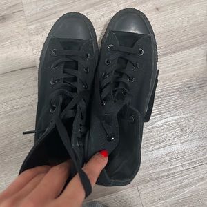 Women’s All Black Converse (Chuck Taylors)